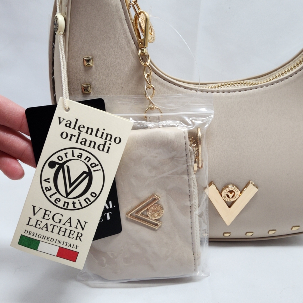 Valentino Orlandi Cream Shoulder Bag with Gold Accents - Picture 2 of 11